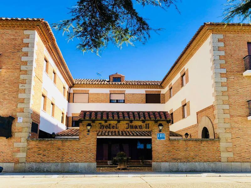 Hospedium Hotel Juan II Toro Bagian luar foto