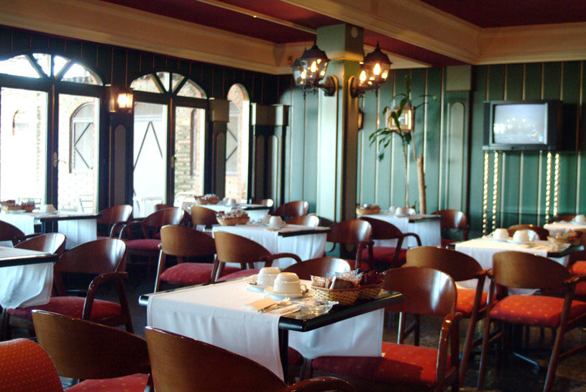 Hospedium Hotel Juan II Toro Bagian luar foto