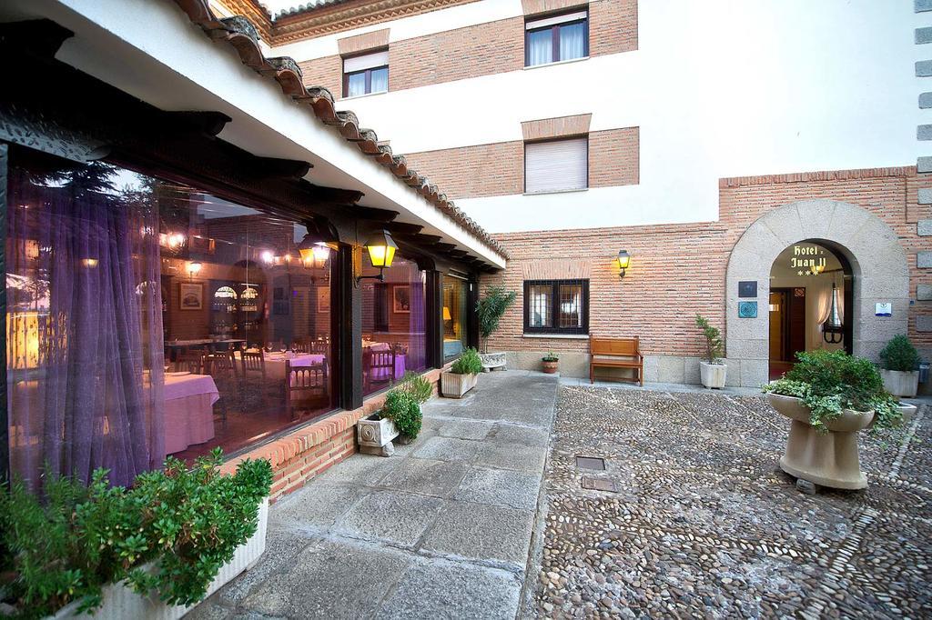 Hospedium Hotel Juan II Toro Bagian luar foto